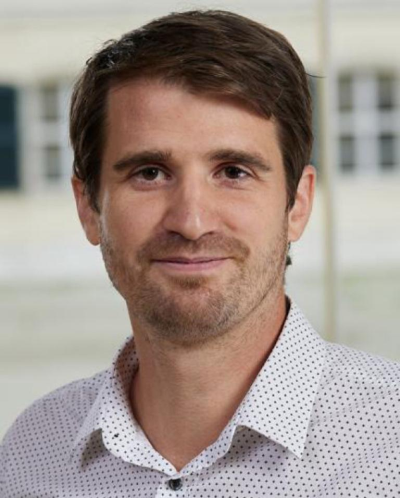 stefan-frank-400-500